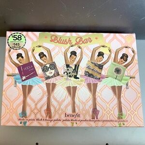 BENEFIT BLUSH BAR